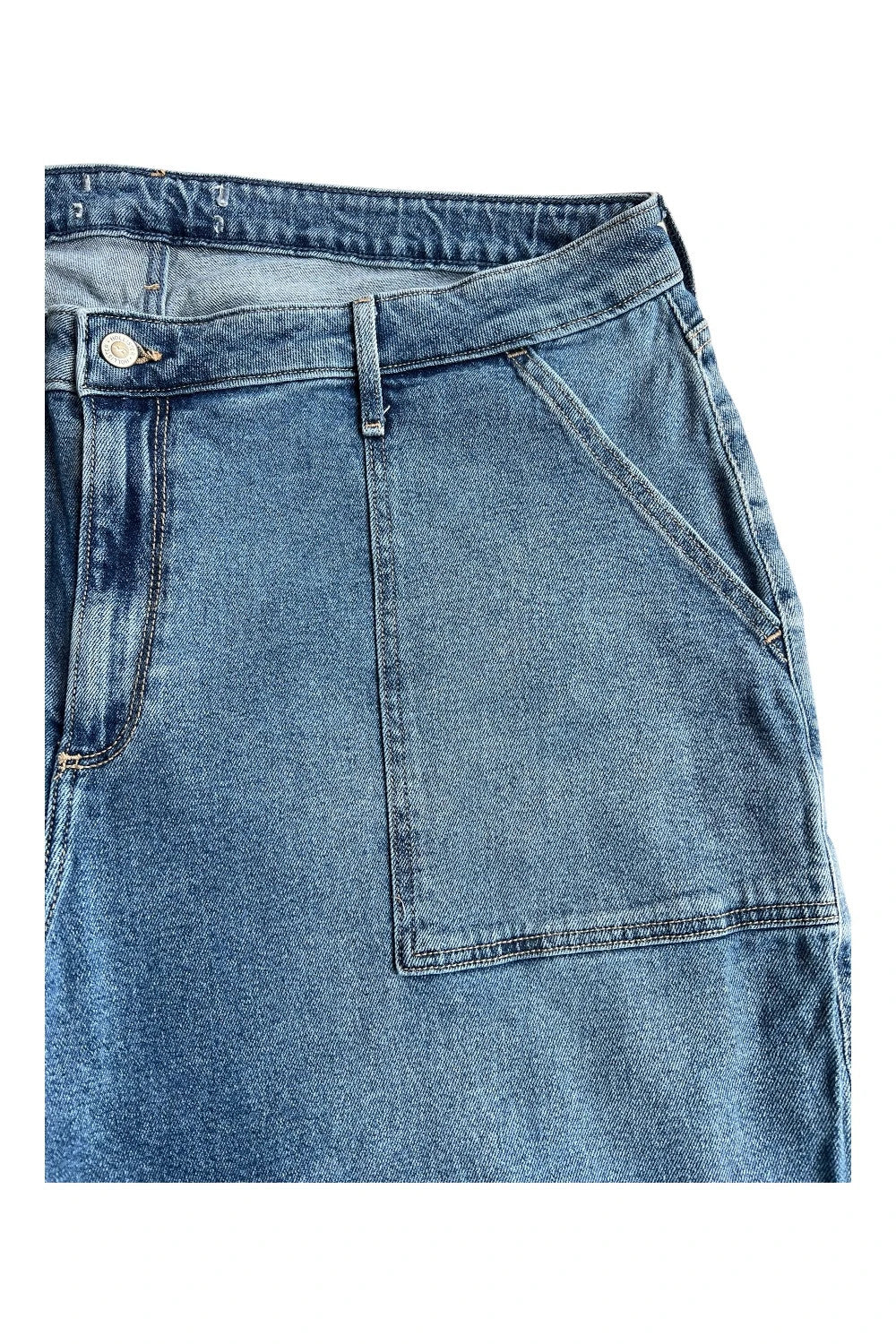 Hollister blue straight jeans relaxed fit vintage baggy style with casual denim texture.