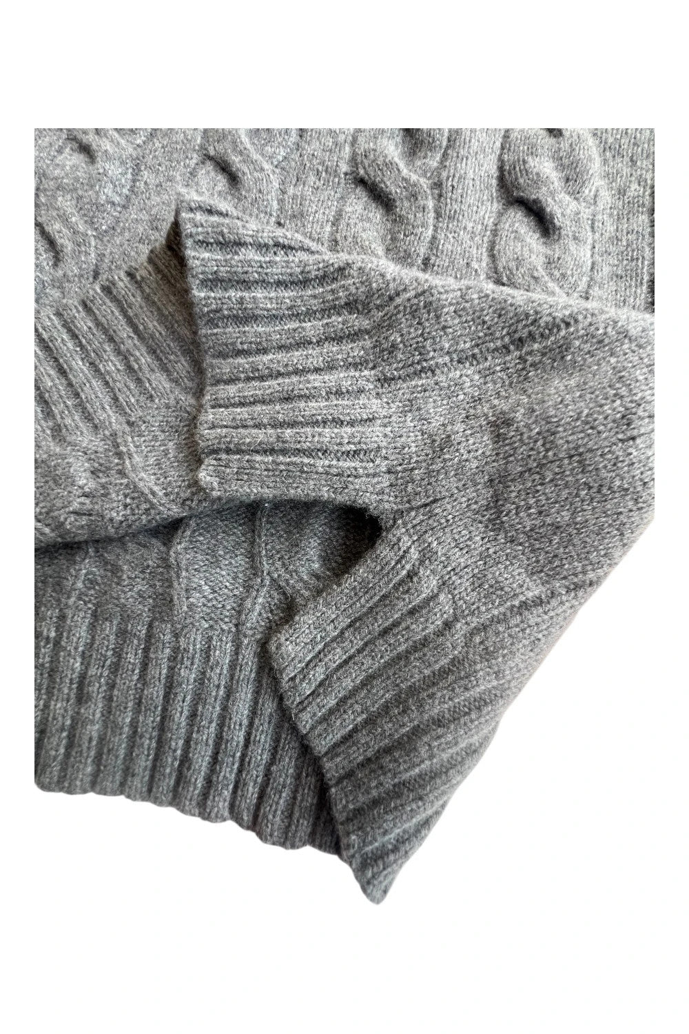Ralph Lauren grey cable knit cashmere sweater with classic design and premium texture.