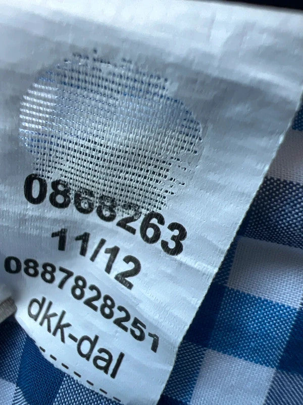 Tommy Hilfiger blue and white checkered shirt, button-down collar, 100% cotton.
