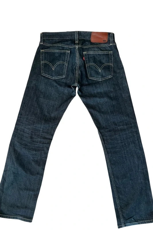 Levi's navy straight jeans 514, classic design, 100% cotton, no visible damage.