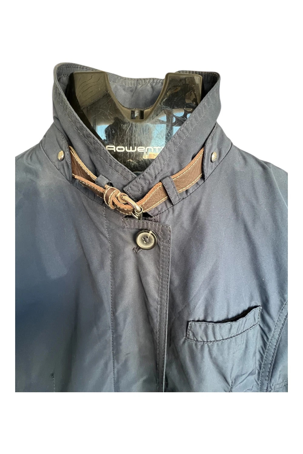 Tommy Hilfiger navy trench coat with premium zippers, buttons, and classic Old Money style.