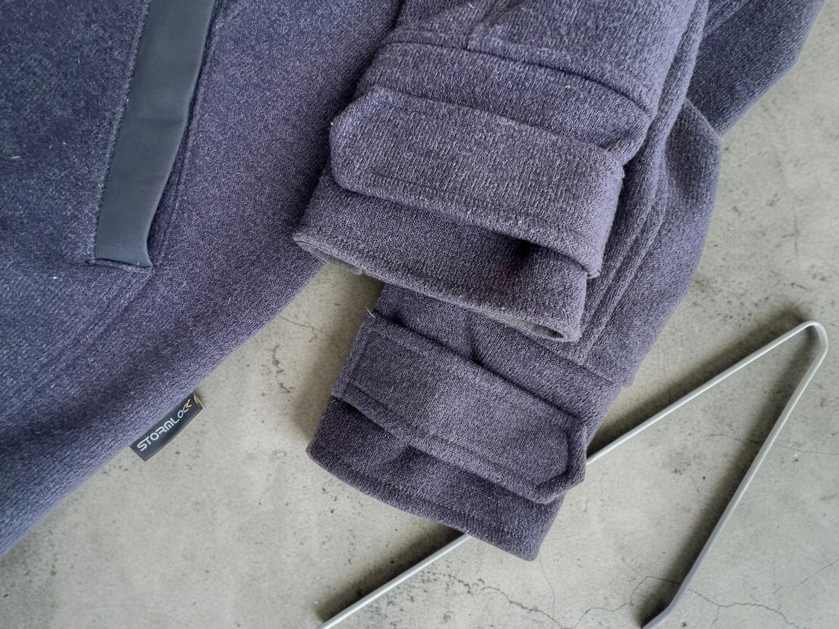 Jack Wolfskin grey fleece coat with hood, outdoor style, vintage, comfortable material.