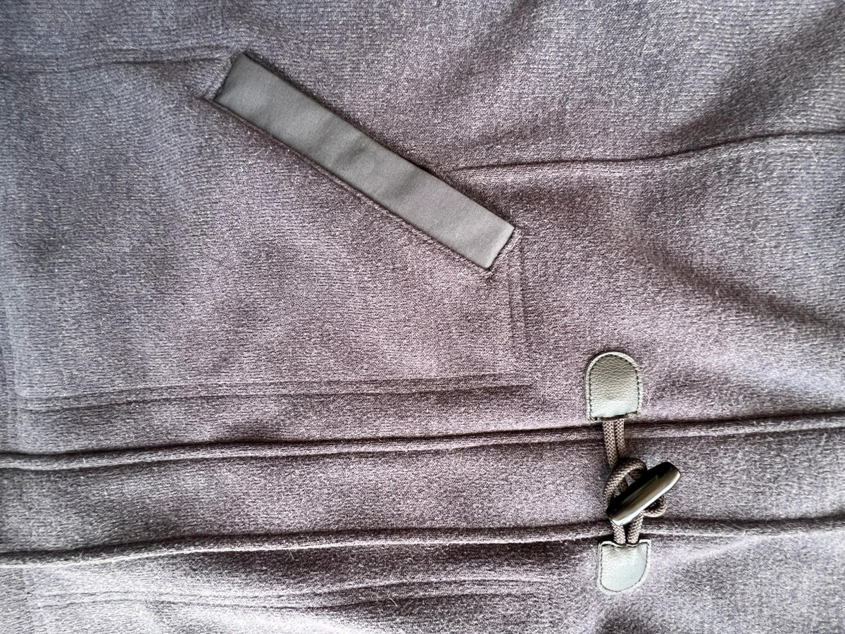 Jack Wolfskin grey fleece coat with hood, outdoor style, vintage, comfortable material.