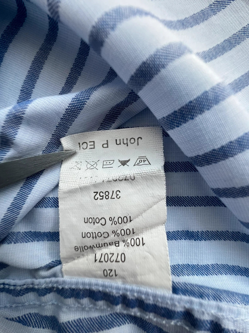 Tommy Hilfiger striped shirt blue and white cotton with embroidered logo and chest pocket.