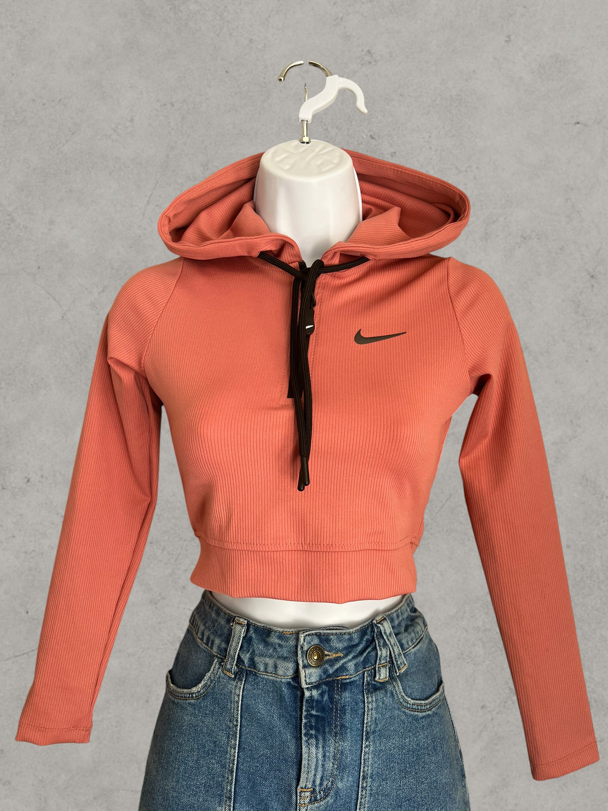 Nike Dri-FIT Cropped Hoodie Pink Women’s Size S – Athletic Fit Performance Sweatshirt