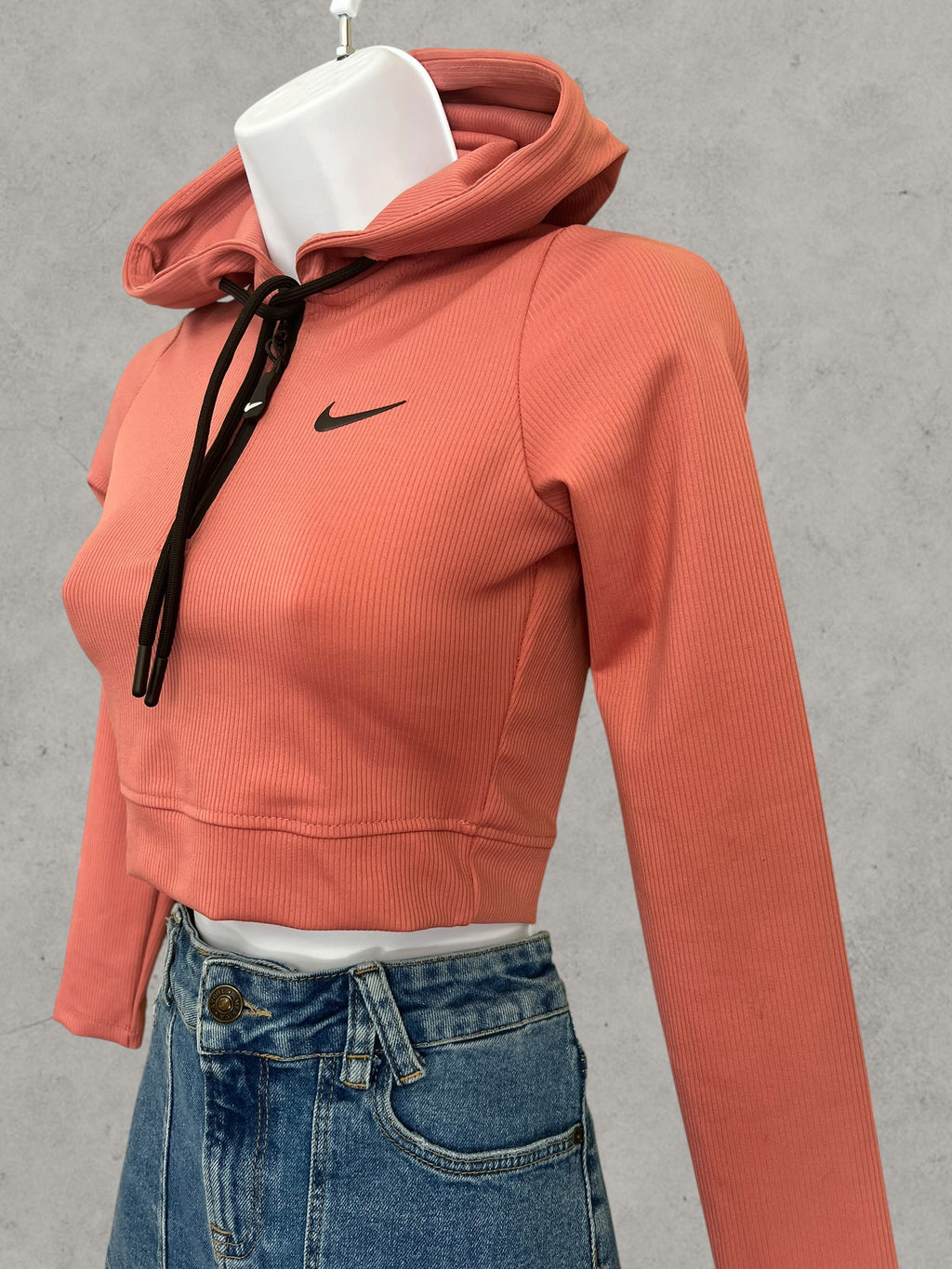 Nike Dri-FIT Cropped Hoodie Pink Women’s Size S – Athletic Fit Performance Sweatshirt