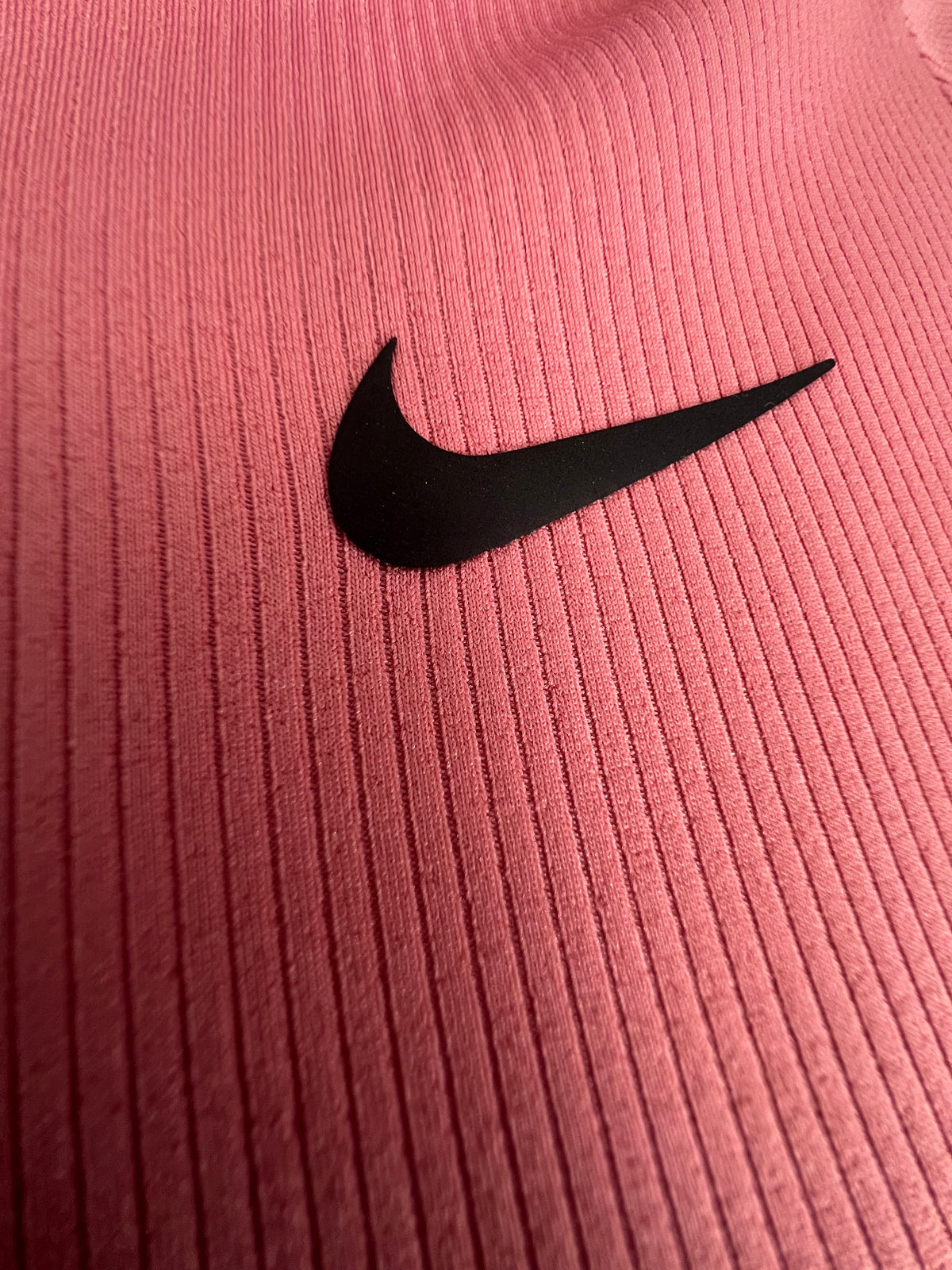 Nike Dri-FIT Cropped Hoodie Pink Women’s Size S – Athletic Fit Performance Sweatshirt