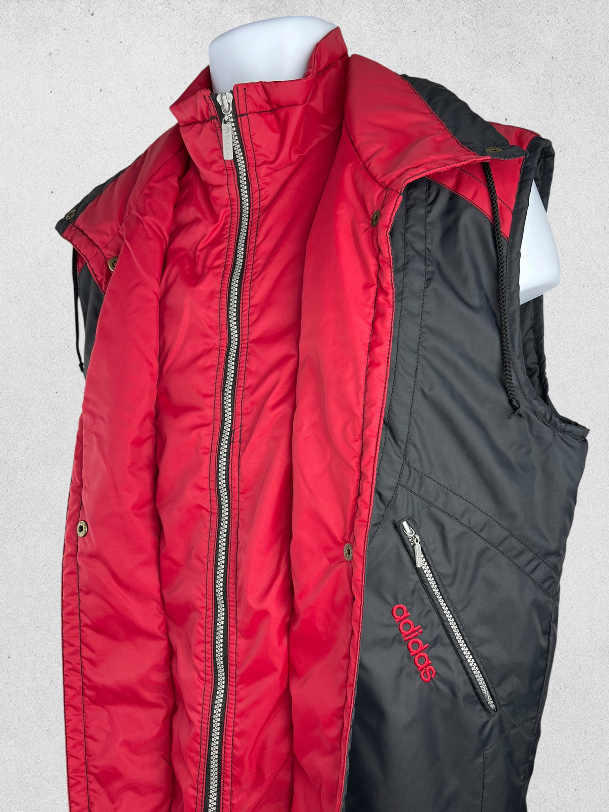 Adidas Originals Vintage Trefoil Quilted Vest Black Red Sleeveless Jacket Size L