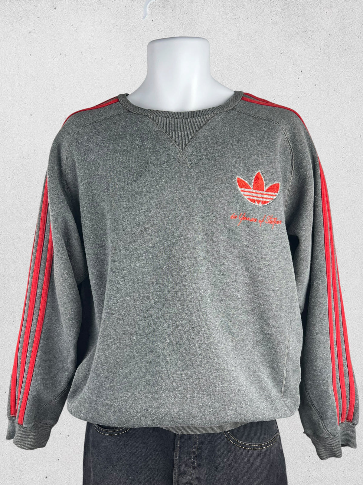 Adidas Originals 60 Years of Stripes Sweatshirt Gris Rouge Trefoil Vintage Talla M