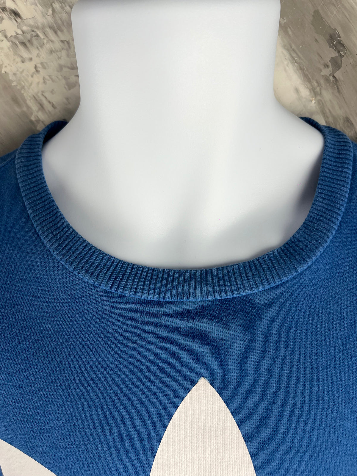 Adidas Originals Women’s Blue Trefoil Sweatshirt – Size M