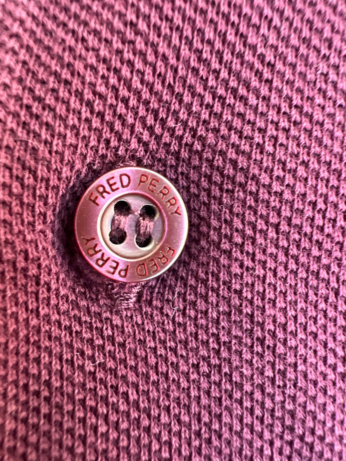 Fred Perry Polo Piqué de Manga Larga Burdeos Hombre Talla L